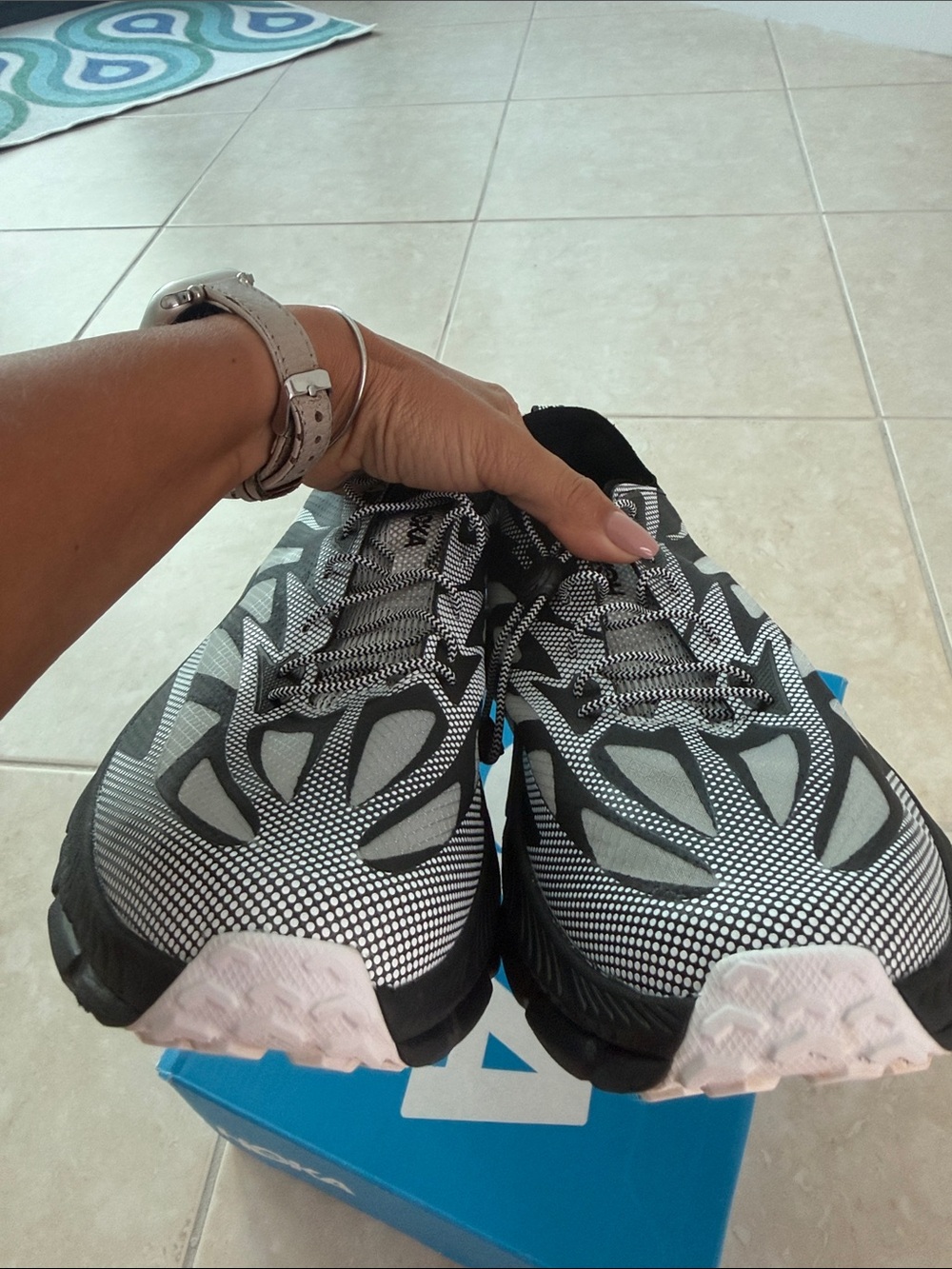 Hoka Men’s U MAFATE STEED 4 Lite TS Shoes worn once $180 - Picture 7 of 9